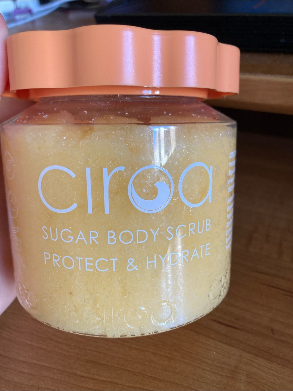 Ciroa Australia Sugar Body Scrub - mango & coconut 21.1 oz